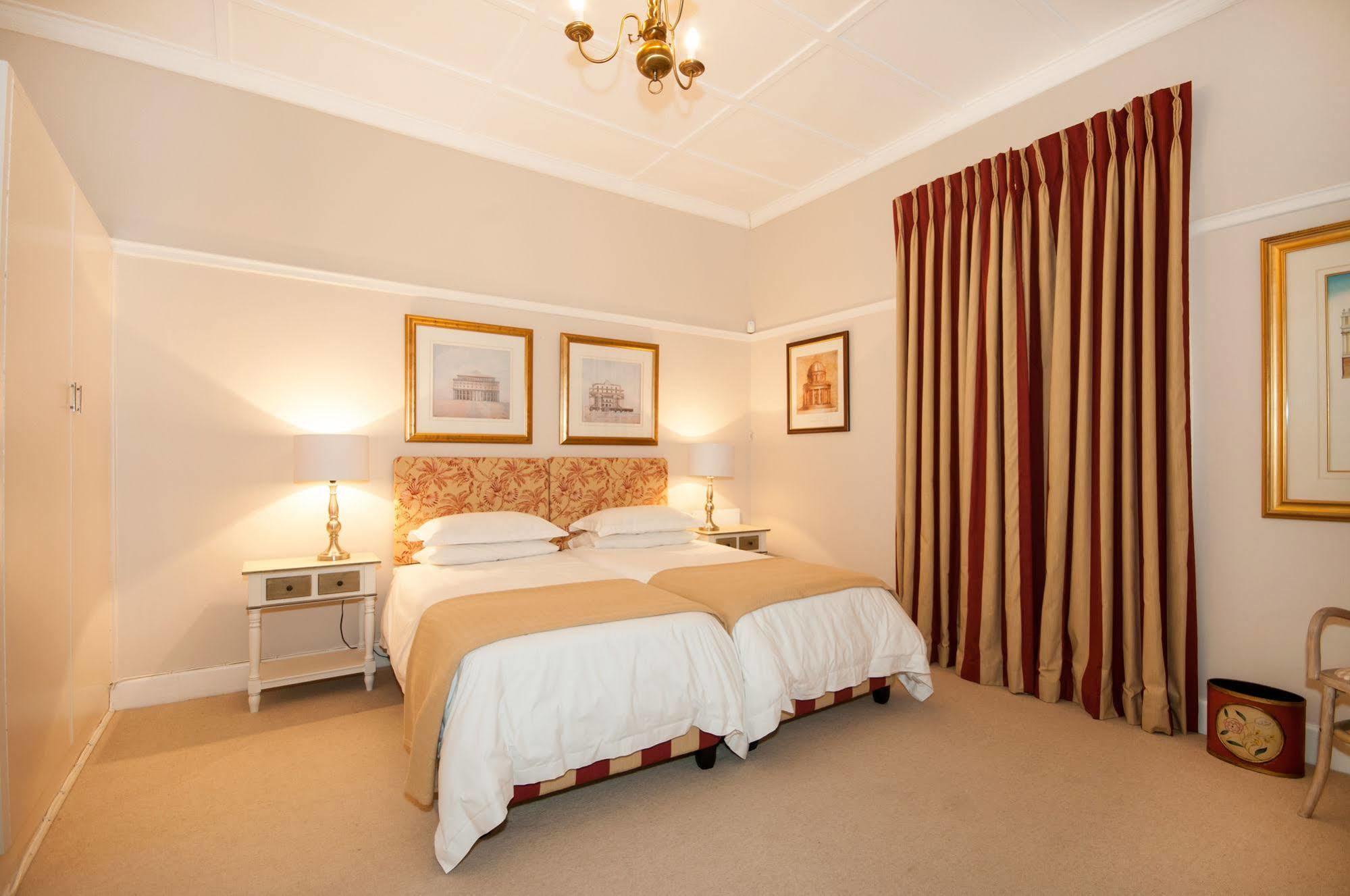 Doncaster Cottages Port Elizabeth Ngoại thất bức ảnh